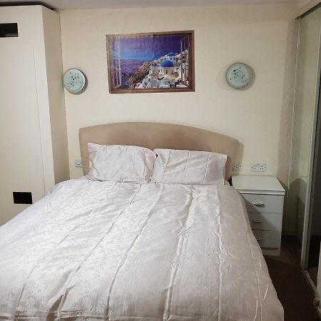 Vila London Heathrow West Drayton  Exteriér fotografie